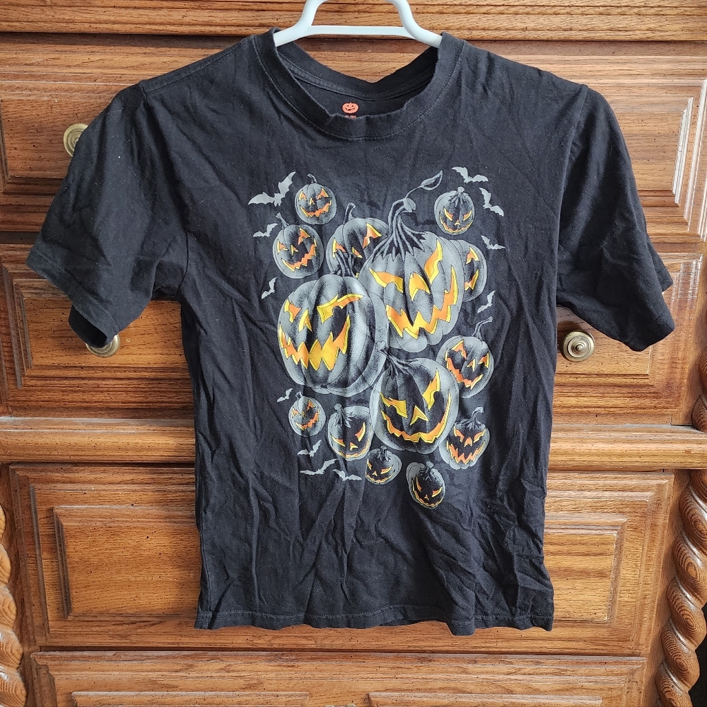 Halloween jack o lanterns pumpkins tee